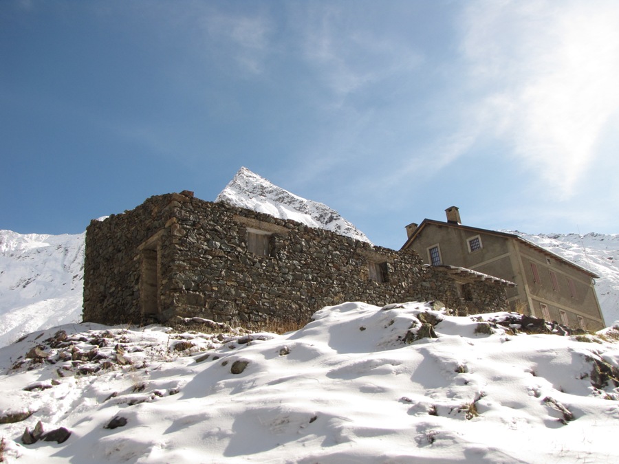 Rifugi e Bivacchi d''Italia.......